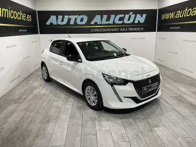 Usado Peugeot 208 Active 100 CV (73 kW) 2022 Blanco Utilitario