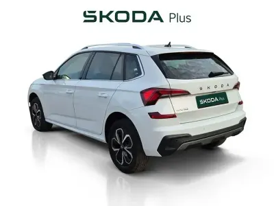 Usado Skoda Kamiq Selection 115 CV (84 kW) 2025 Blanco SUV