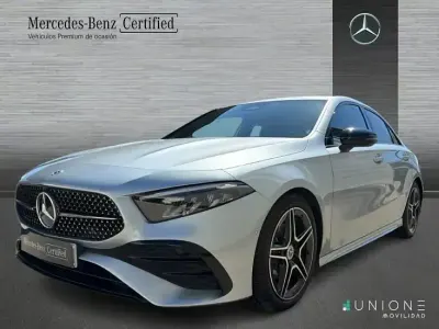 Usado Mercedes A200 150 CV (110 kW) 2025 Gris Berlina