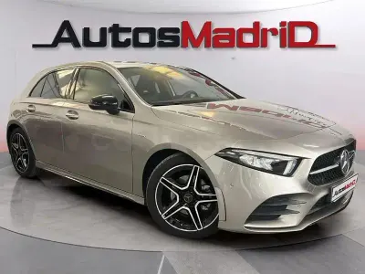 Usado Mercedes A180 116 CV (85 kW) 2021 Gris / plata Berlina