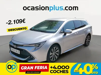 Usado Toyota Corolla Style 140 CV (102 kW) 2023 Gris Familiar