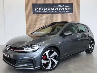 Usado VW Golf VII GTI 245 CV (180 kW) 2018 Gris Utilitario