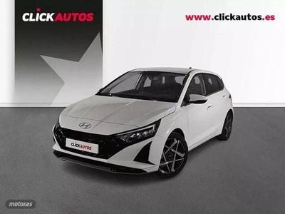 Usado Hyundai i20 100 CV (73 kW) 2025 Blanco Utilitario