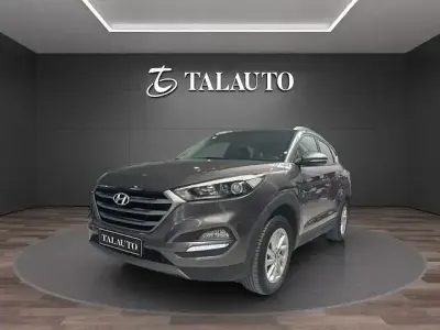 Usado Hyundai Tucson 131 CV (96 kW) 2016 Marrón SUV
