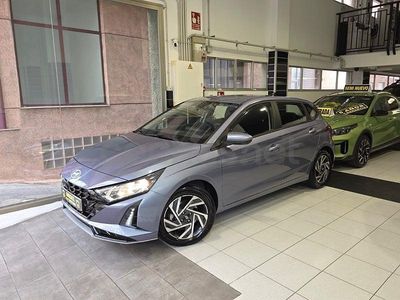 Usado Hyundai i20 100 CV (73 kW) 2024 Azul Utilitario