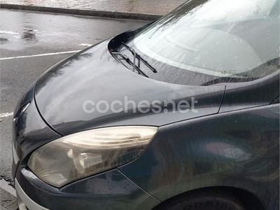 Negro Usado 2011 Renault Scénic III Monovolumen | 1000 € (Super precio)