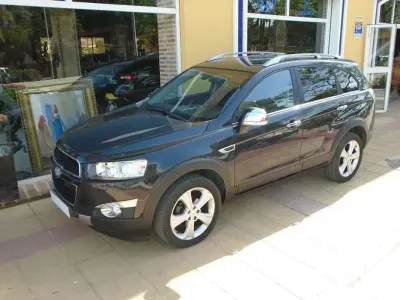 Usado Chevrolet Captiva LTZ 184 CV (135 kW) 2012 Negro SUV