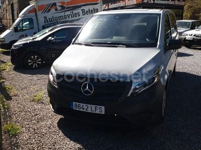 Mercedes V200