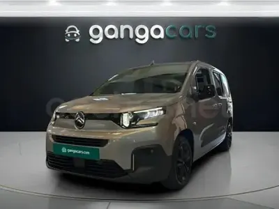 Käytetty Citroën Berlingo Feel 102 HP (75 kW) 2025 Harmaa Tila-auto