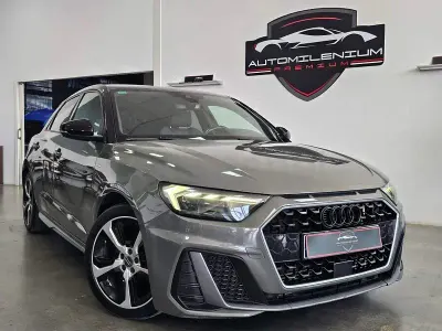 Usado Audi A1 Sportback Advanced 200 CV (147 kW) 2019 Gris / plata Utilitario