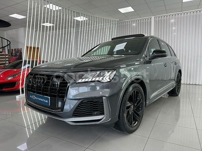 Gris / plata Usado 2022 Audi Q7 Ambiente SUV | 57.990 € (Un poco caro)
