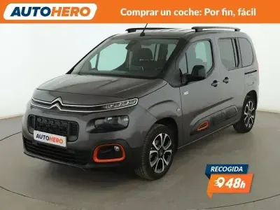 Usado Citroën Berlingo Shine 102 HP (75 kW) 2019 Cinzento Monovolume