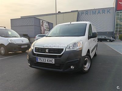 Blanco Usado 2016 Peugeot Partner Tepee Access Monovolumen | 8900 € (Precio justo)