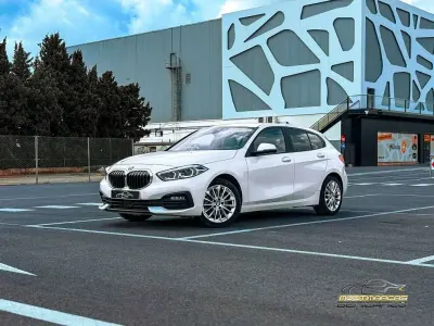 Usado BMW 118 140 CV (102 kW) 2020 Blanco Utilitario