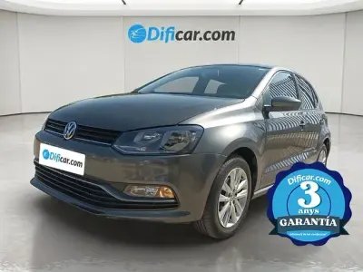 Usado VW Polo Advance 90 CV (66 kW) 2016 Gris Berlina