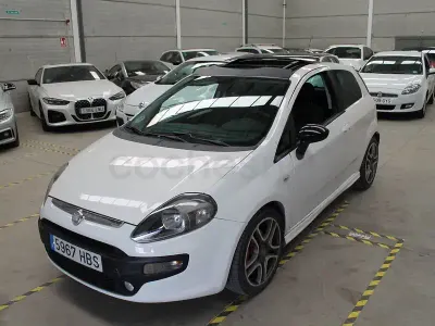 Usado Fiat Punto Evo Sport 120 CV (88 kW) 2011 Blanco Utilitario