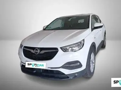 Usado Opel Grandland X Selective 130 CV (95 kW) 2019 Blanco SUV