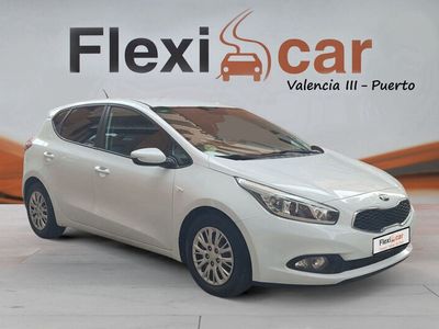 usado Kia Ceed GT 1.4 CRDi W 90CV Concept Diésel en Flexicar Valencia 3