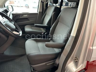 Granate Usado 2024 VW Caravelle Monovolumen | 45.400 € (Caro)