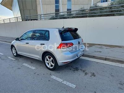 Gris / plata Usado 2016 VW Golf Sportsvan Edition Monovolumen | 9500 € (Buen precio)