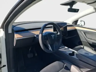 Usado Tesla Model Y 378 kW (514 CV) 2023 Blanco SUV