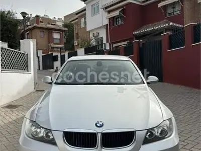 Usado BMW 318 129 CV (94 kW) 2008 Gris / plata Berlina