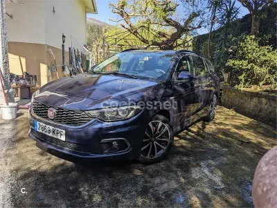 Käytetty Fiat Tipo Lounge 120 HP (88 kW) 2018 Sininen Farmari