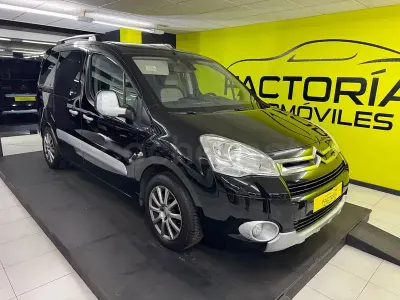 Usado Citroën Berlingo 112 CV (82 kW) 2012 Negro Monovolumen
