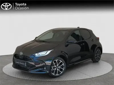 Nuevo Toyota Yaris Hybrid 116 CV (85 kW) 2026 Negro Monovolumen