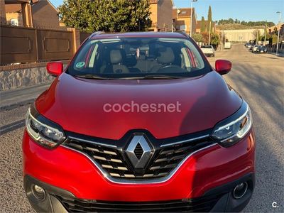 Usado Renault Kadjar Zen 130 CV (95 kW) 2016 Rojo SUV