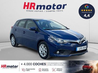 Usado Toyota Auris Business Edition 116 CV (85 kW) 2018 Azul Berlina