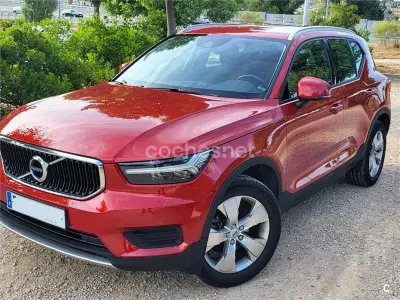 Usado Volvo XC40 Momentum 150 CV (110 kW) 2019 Rojo SUV