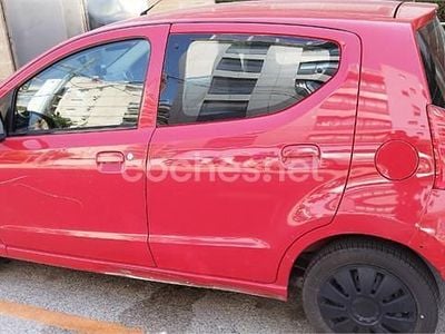 Nissan Pixo