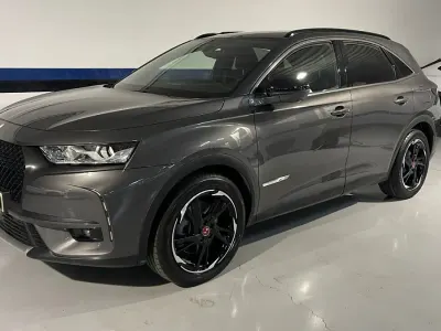 Usado DS Automobiles DS7 Crossback Performance 225 CV (165 kW) 2022 Gris SUV