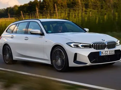 Używany BMW 320 Comfort Edition 190 KM (139 kW) 2025 Szary Kombi