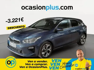 Usado Kia Ceed 115 CV (84 kW) 2019 Azul Utilitario