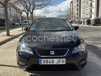 Usado Seat Leon ST CONNECT 125 CV (91 kW) 2015 Negro Familiar