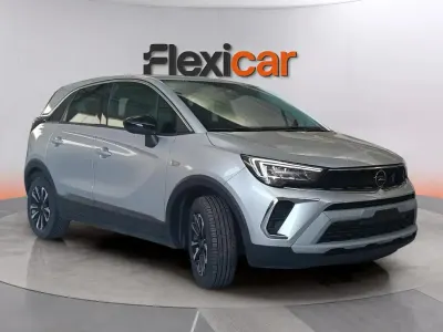 Usado Opel Crossland Elegance 131 CV (96 kW) 2024 Gris SUV