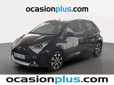 Usado Toyota Aygo X-play 72 CV (52 kW) 2019 Negro Utilitario
