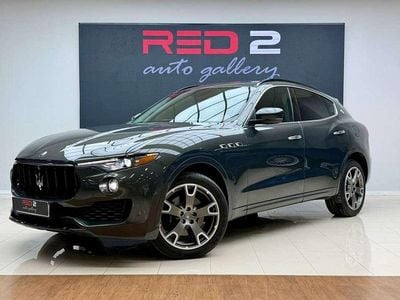 Usado Maserati Levante GranLusso 349 CV (256 kW) 2017 Gris SUV