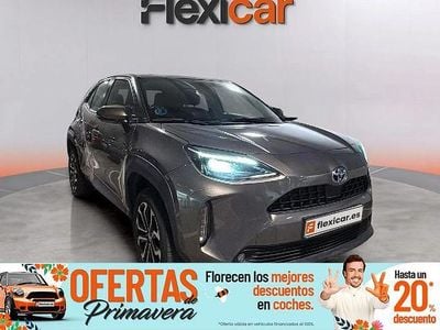 Usado Toyota Yaris Hybrid Active 116 CV (85 kW) 2024 Marrón