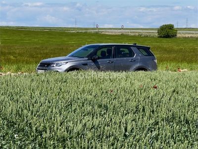 Usado Land Rover Discovery Sport HSE 150 CV (110 kW) 2019 Gris / plata SUV