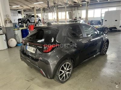 Toyota Yaris Hybrid