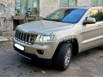 Usado Jeep Grand Cherokee Overland 241 CV (177 kW) 2011 Beige SUV