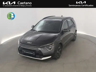 Usado Kia Niro 129 CV (94 kW) 2025 Gris SUV