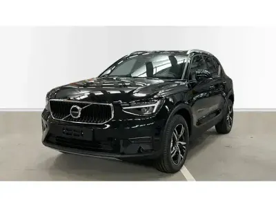 Uusi Volvo XC40 Core 163 HP (119 kW) 2025 Musta Katumaasturi