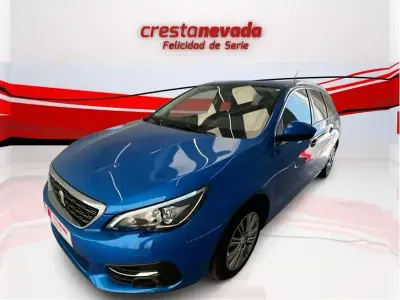 Usado Peugeot 308 SW Allure 130 CV (95 kW) 2021 Azul Familiar