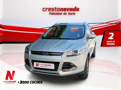 Usado Ford Kuga Titanium 150 CV (110 kW) 2016 Gris / plata SUV
