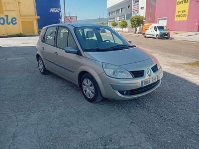 Usado Renault Scénic II Expression 100 CV (73 kW) 2007 Marrón Monovolumen