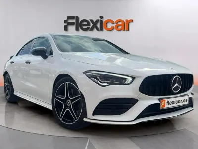 Usado Mercedes CLA200 163 CV (119 kW) 2022 Blanco Coupe